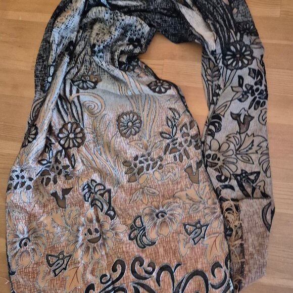 Lot of 13 light scarves - Picture 2 of 14